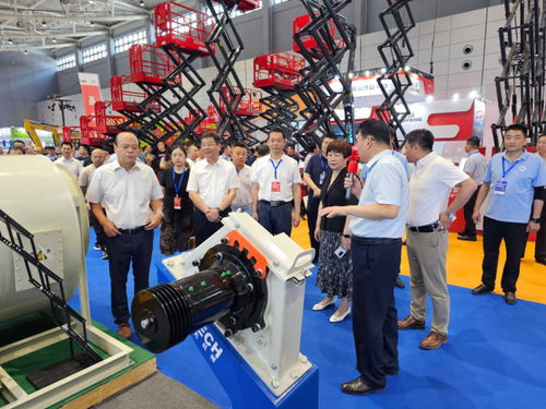 滨州企业携海洋工程装备研发成果 闪耀鲁湘工程机械大会